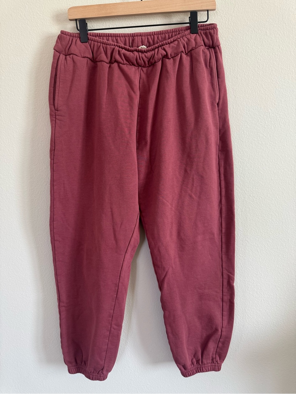 Pact Organic Cotton Fleece Jogger Sweatpants Dusty Red Pink Cozy Comfy Large